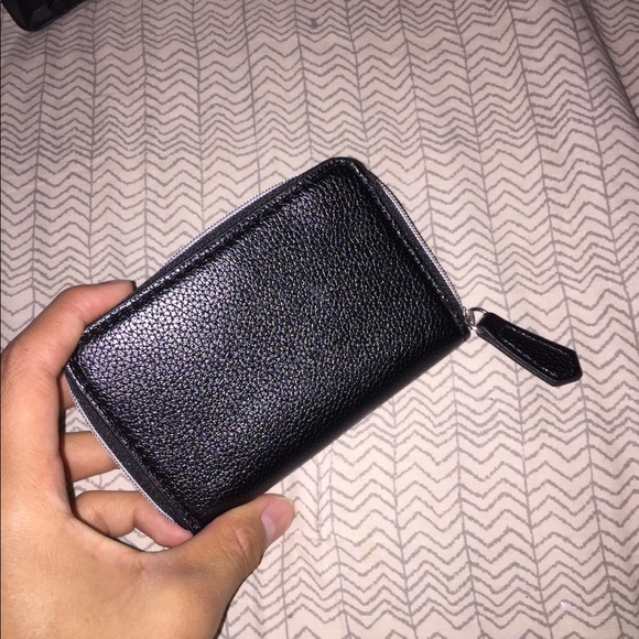 Black mini zipper wallet - Picture 2 of 3